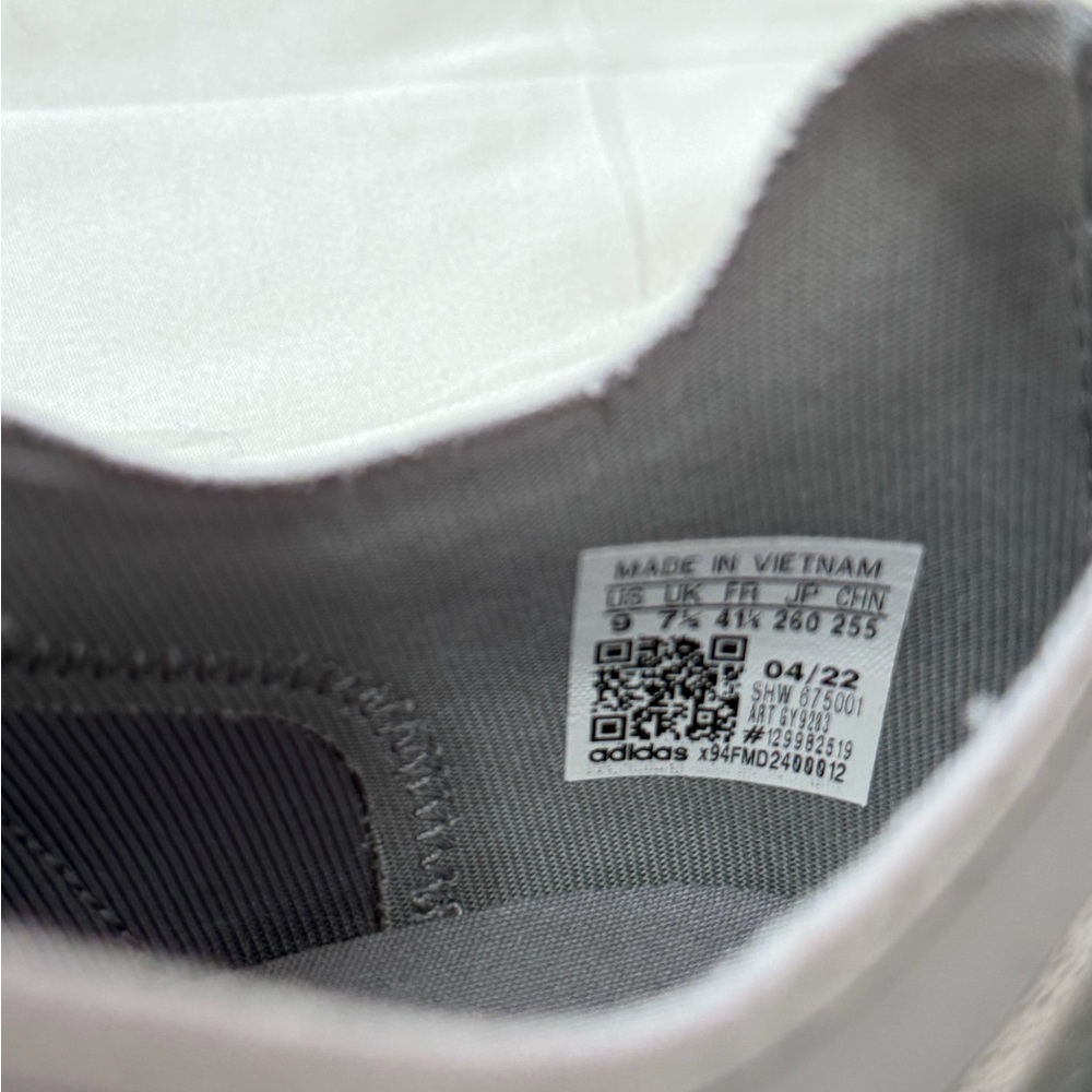 Adidas Sneakers - Picture 5 of 6